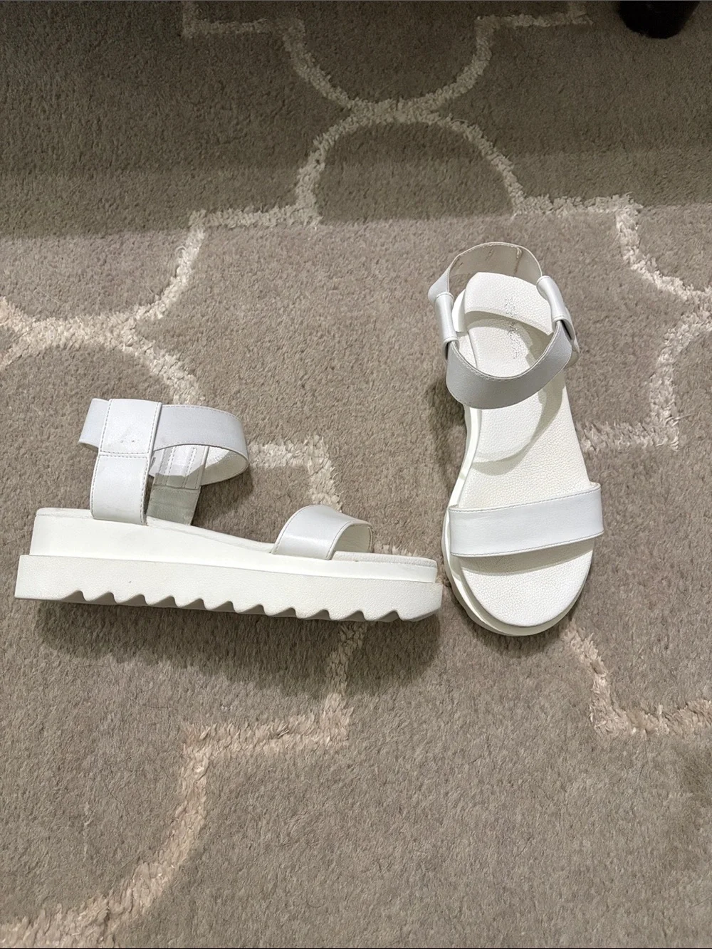 Top Moda KASH white strap platform wedge sandal Size 6.5